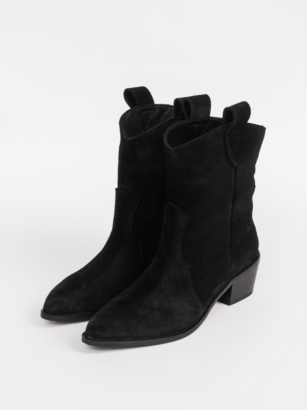 Women's leather boots